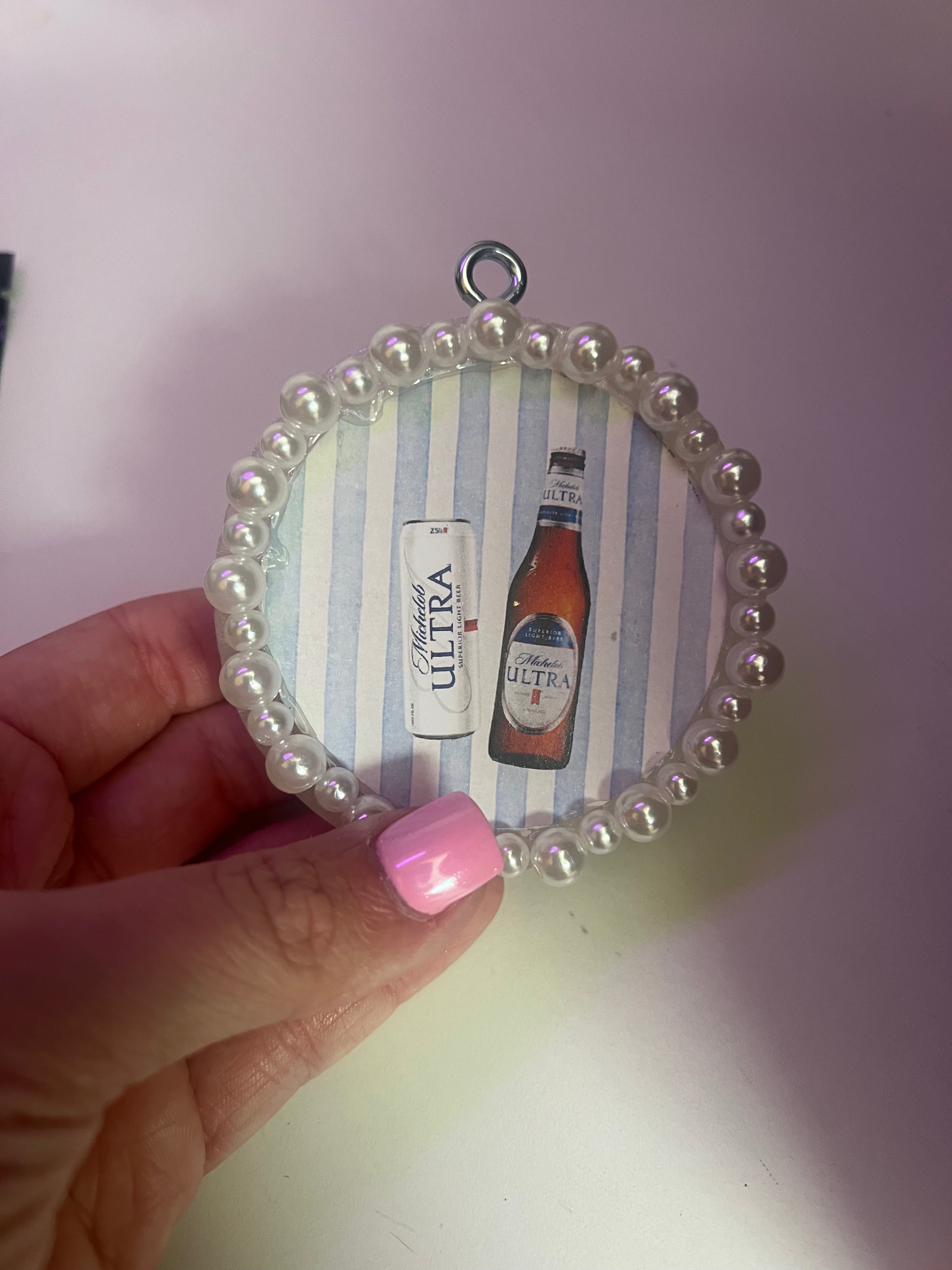 MICHELOB CARDSTOCK FRESHIE