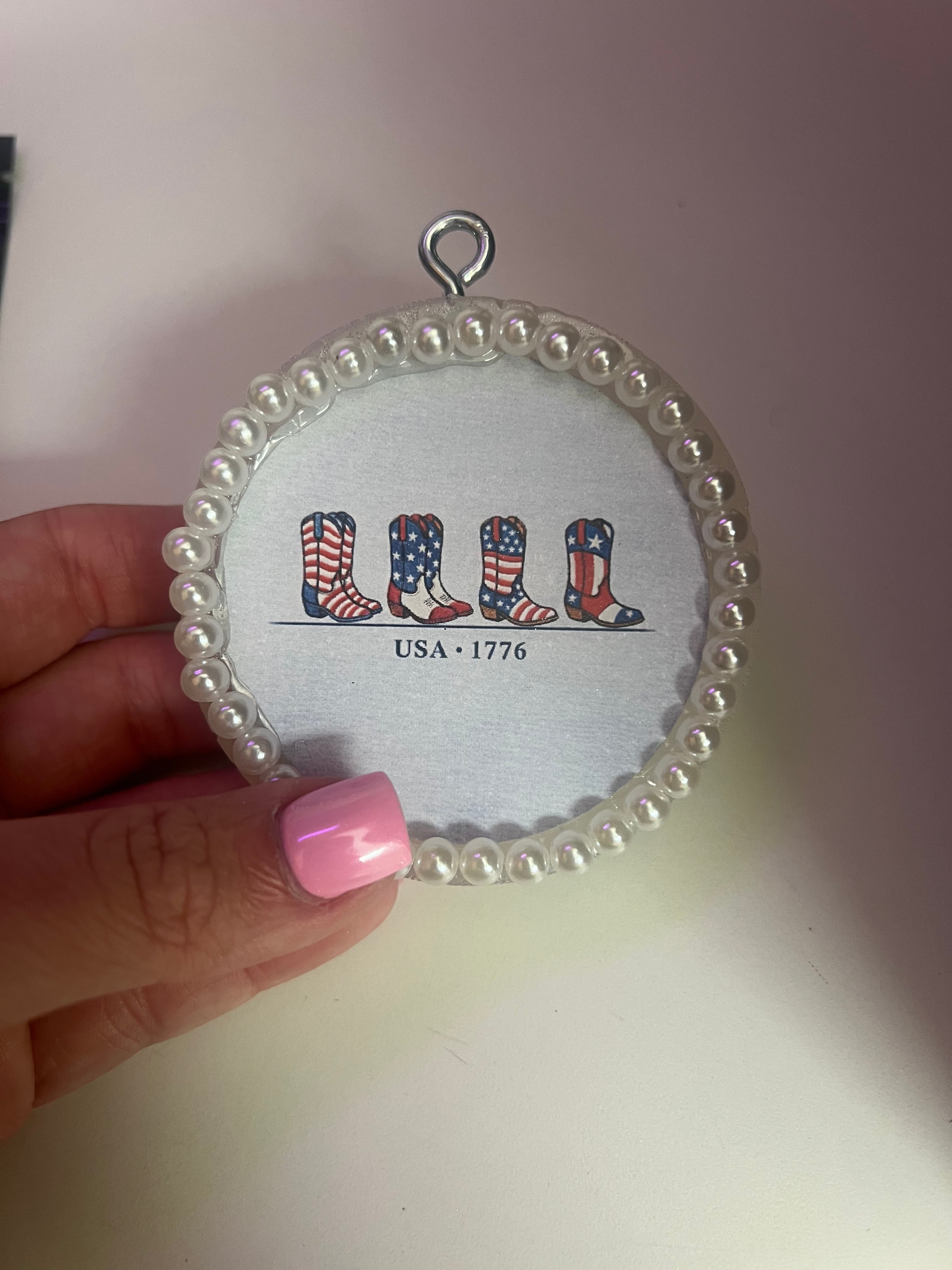 "EST.1776" CARDSTOCK FRESHIE