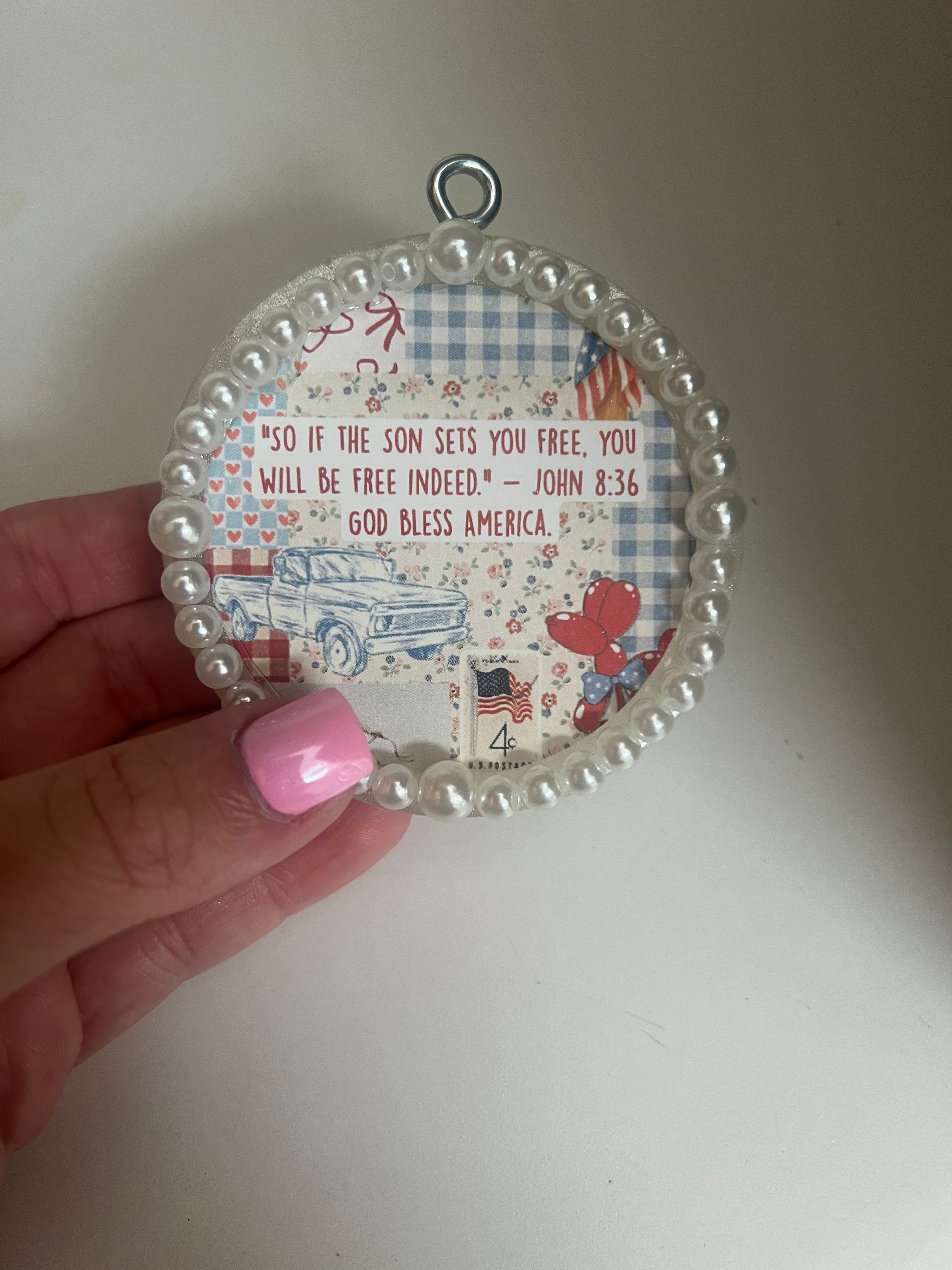 JOHN 8:36 CARDSTOCK FRESHIE